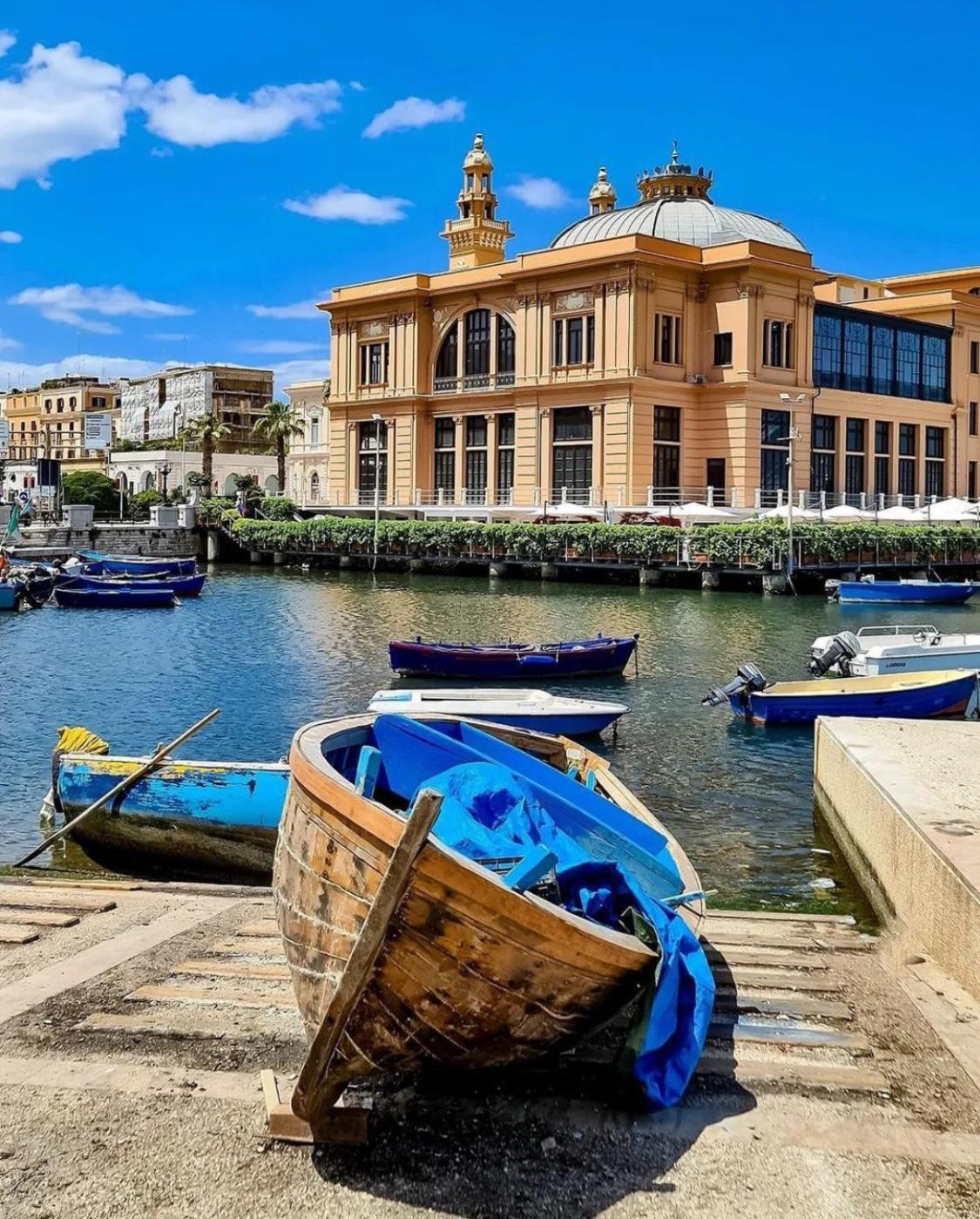 Hotel Dimora Fralu Bari Exterior foto