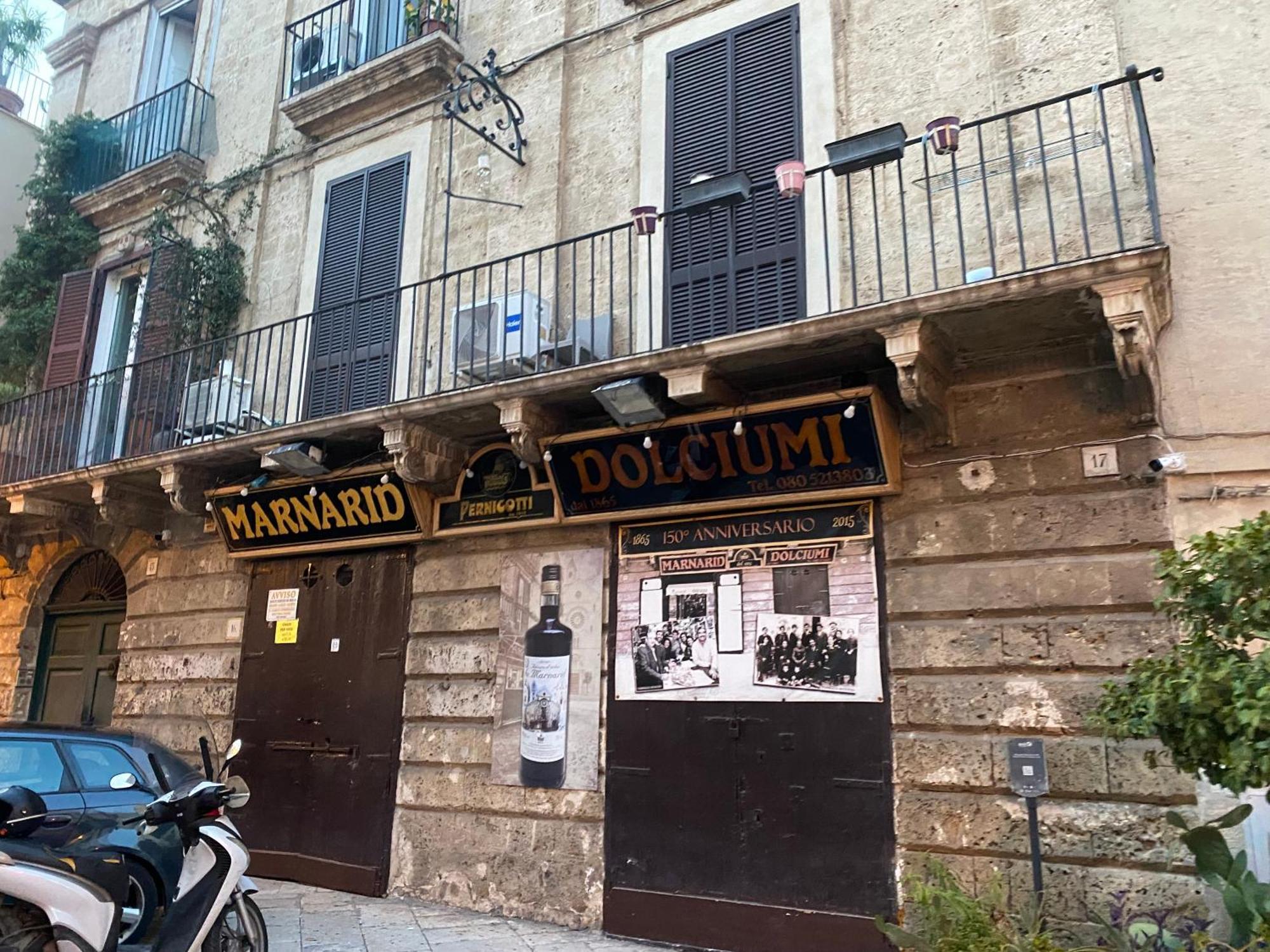 Hotel Dimora Fralu Bari Exterior foto
